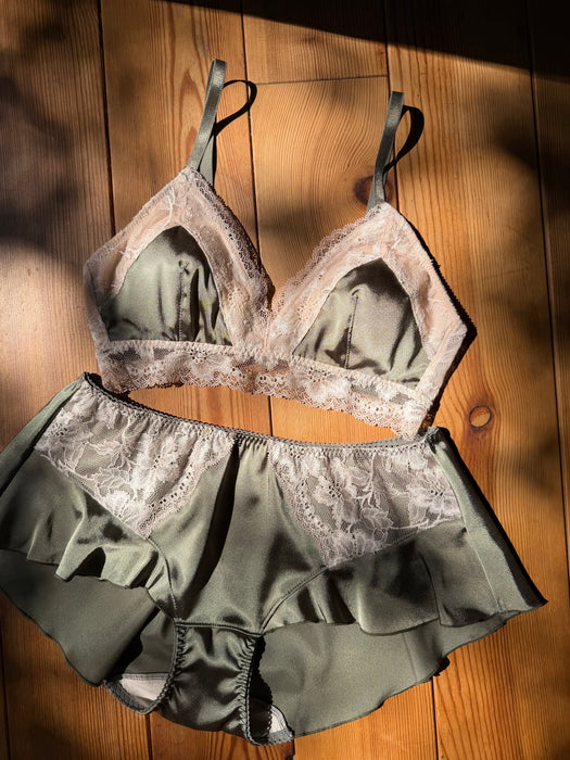 Dreamy Rose  Flare Pants | Khaki