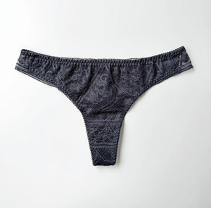 Amary Thong | Charcoal