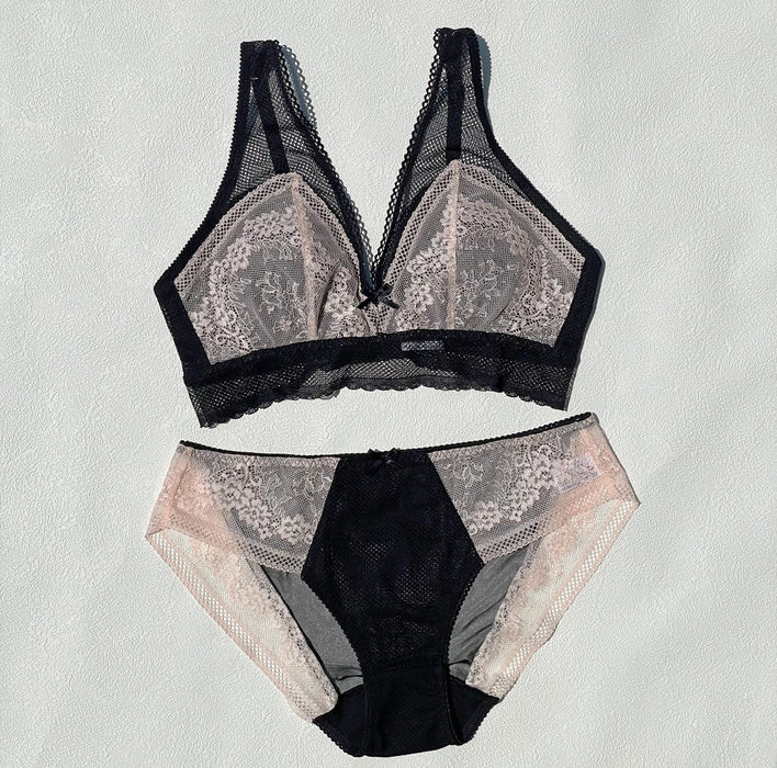 Floral Bralette | Black