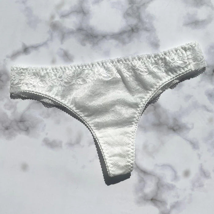 Freesia Thong | White