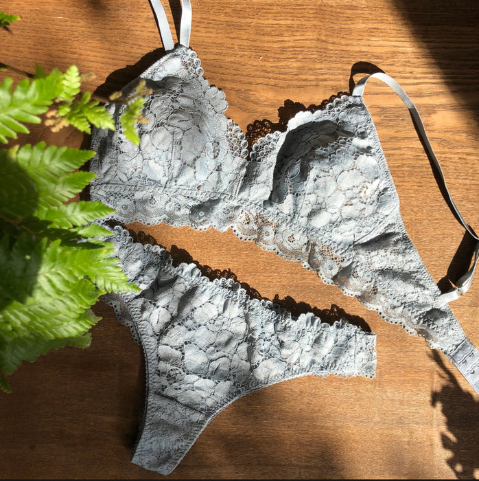 Peony Triangle Bralette | Blue