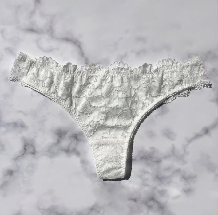 Peony Thong | White