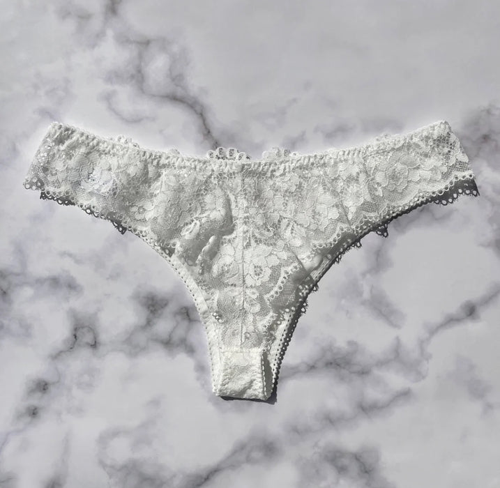Peony Thong | White