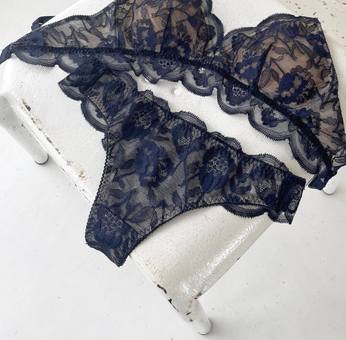 Protea Thong | Navy